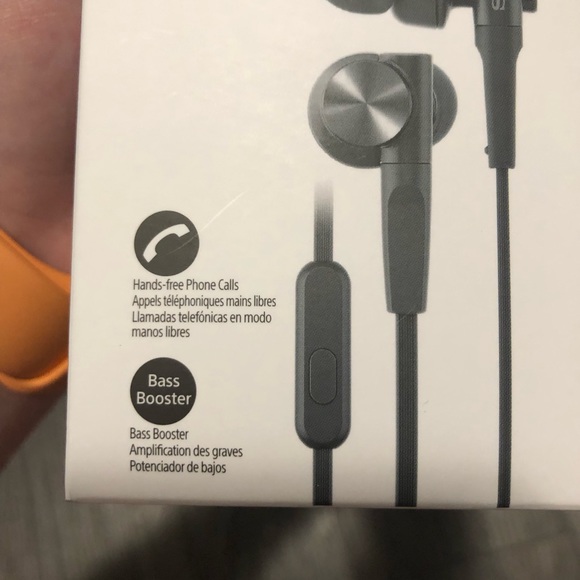 Sony extra bass headphones - Picture 4 of 4